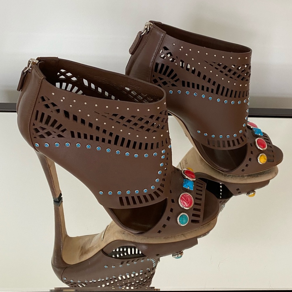 EUC Perforated Nut Brown Gucci Booties sz 39.5 - Picture 5 of 9